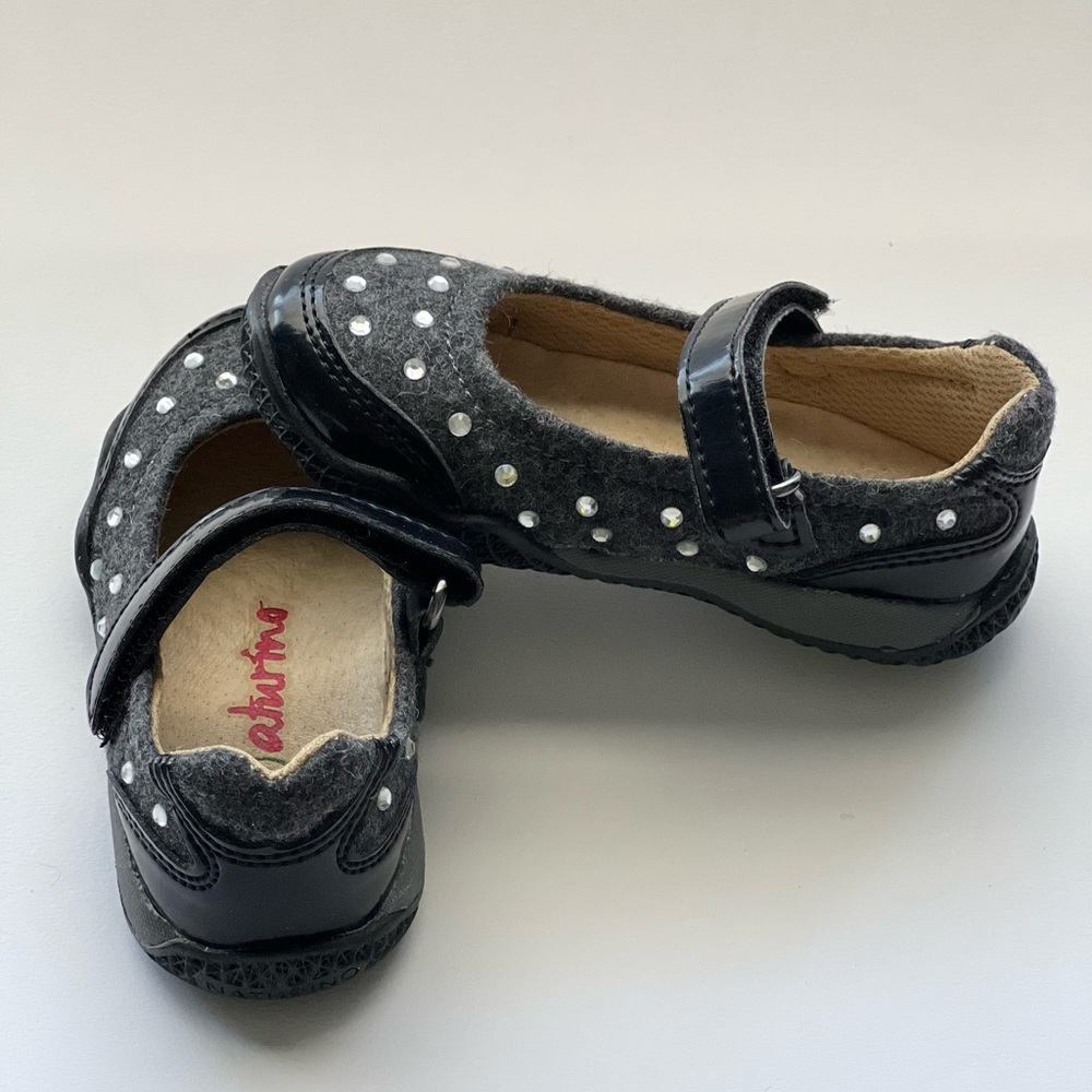 Naturino baby girl black shoes size US 5, EU 21